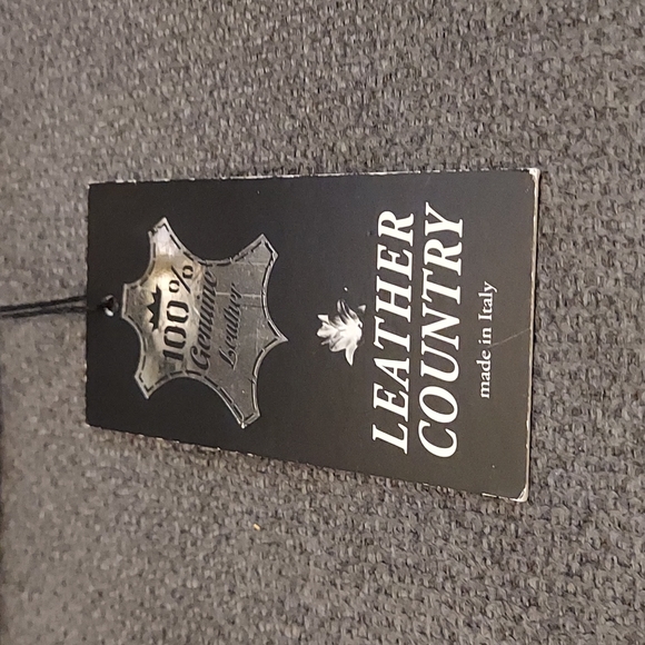 Vintage Italian Made Leather Purse - Picture 3 of 10